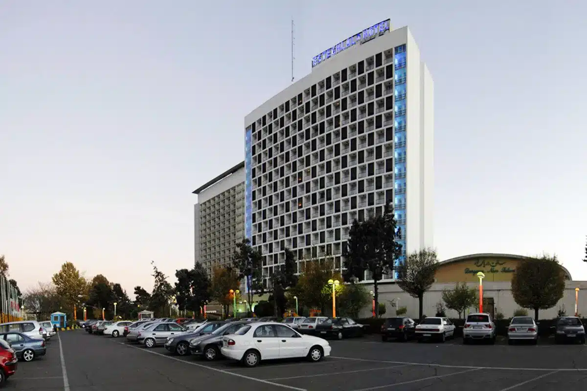 Esteghlal Hotel 