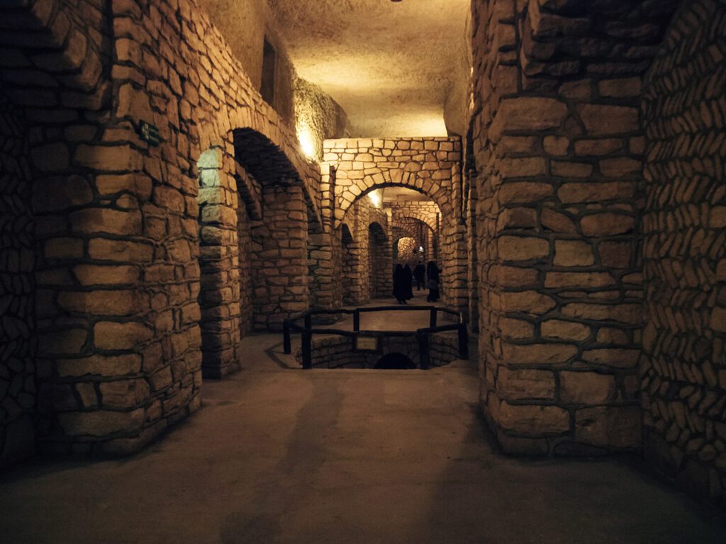 Kariz Underground, Kish Island