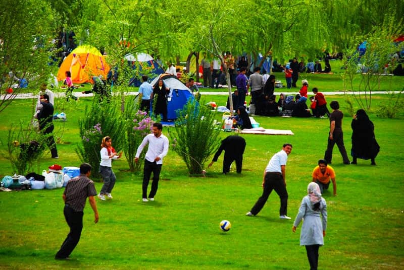 Sizdah Bedar Is An Iranian Festival Tradition