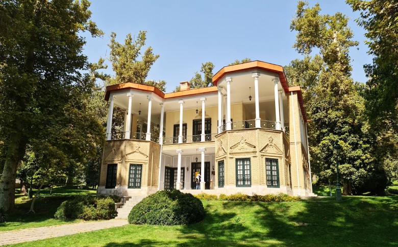 Ahmadshahi Kushk, Niavaran Complex In Tehran