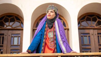 Beautiful Young Iranian Lady In Traditional Clothing