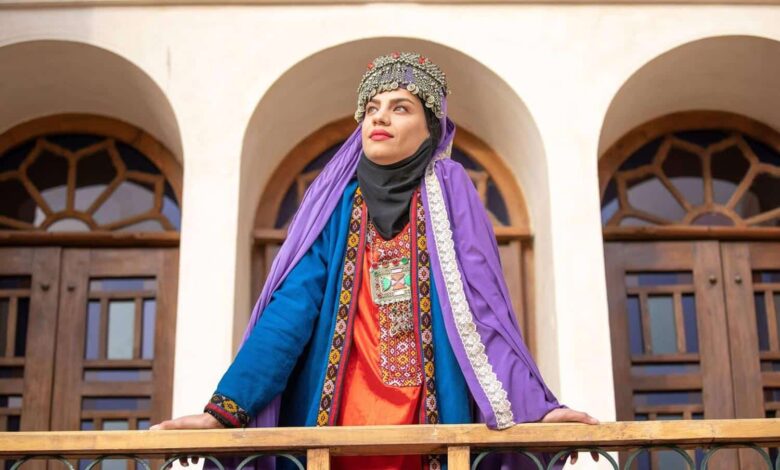 Beautiful Young Iranian Lady In Traditional Clothing