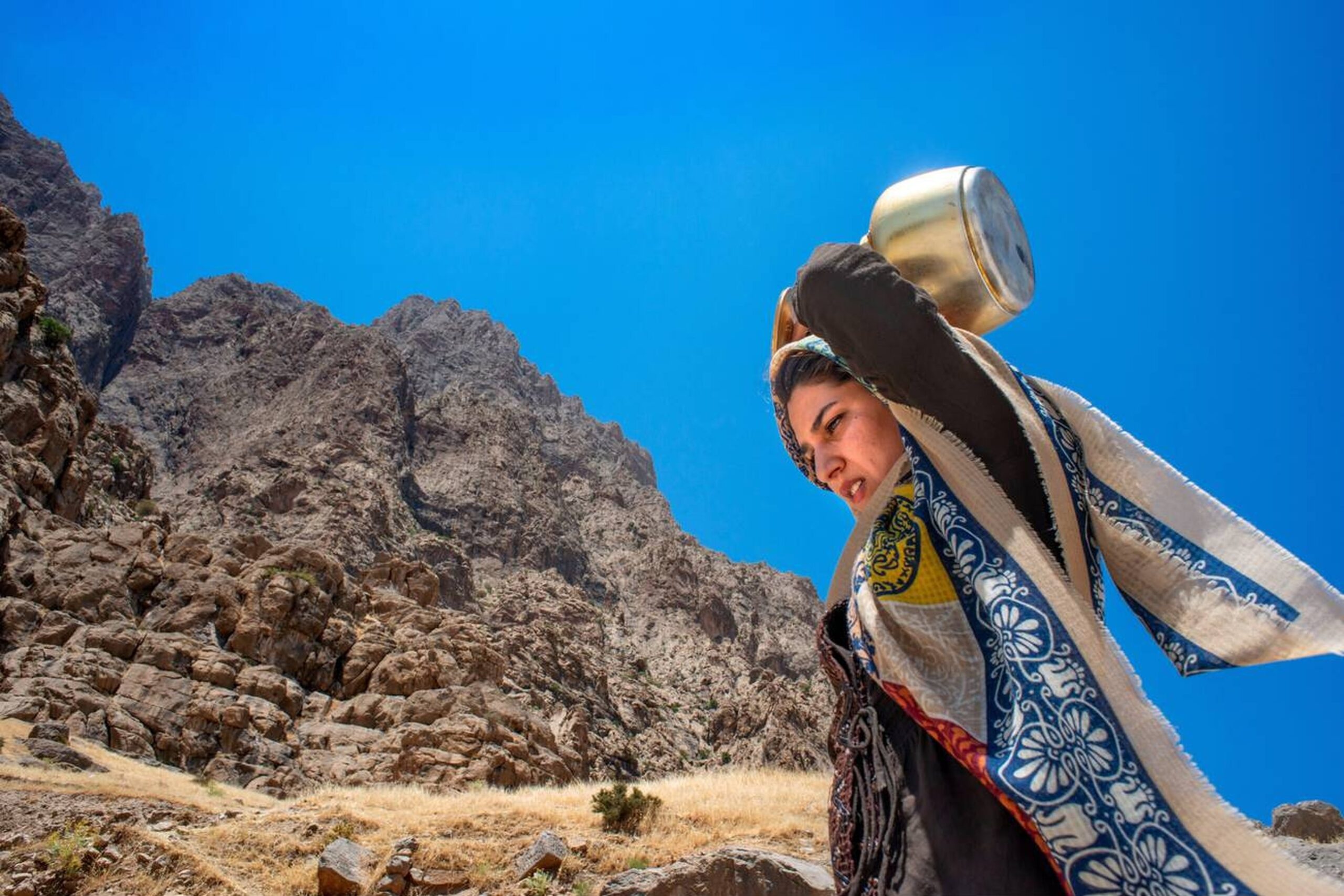 Local-woman-in-Bisotun-World-