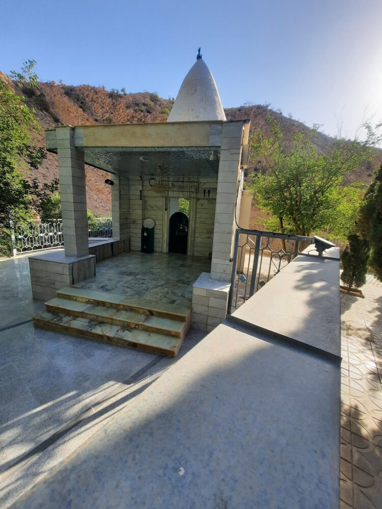 Api Yadagar Baba Yadegar Shrine In Kermanshah: Spiritual Retreat In Kermanshah