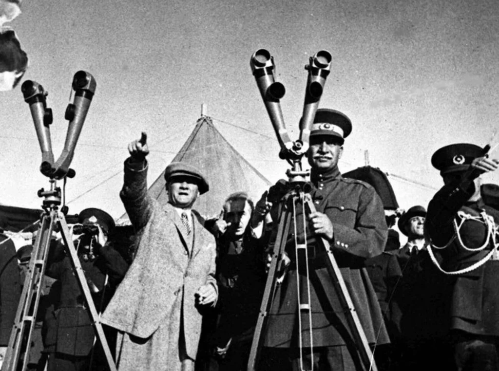 Kemal Ataturk Reza Shah Pahlavi Military Maneuvers In Turkey
