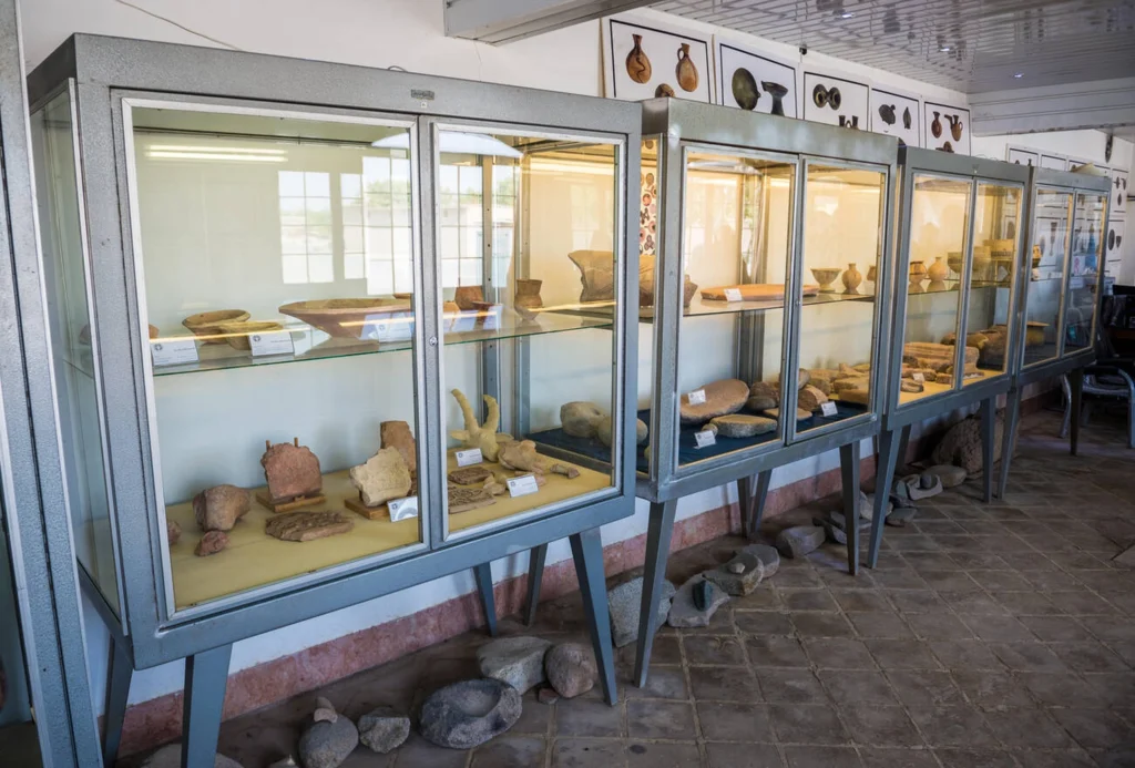 Tepe Sialk Museum In Kashan