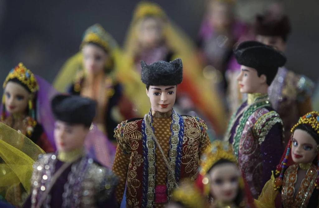Traditional Iranian Dolls At Handicrafts Exhibition