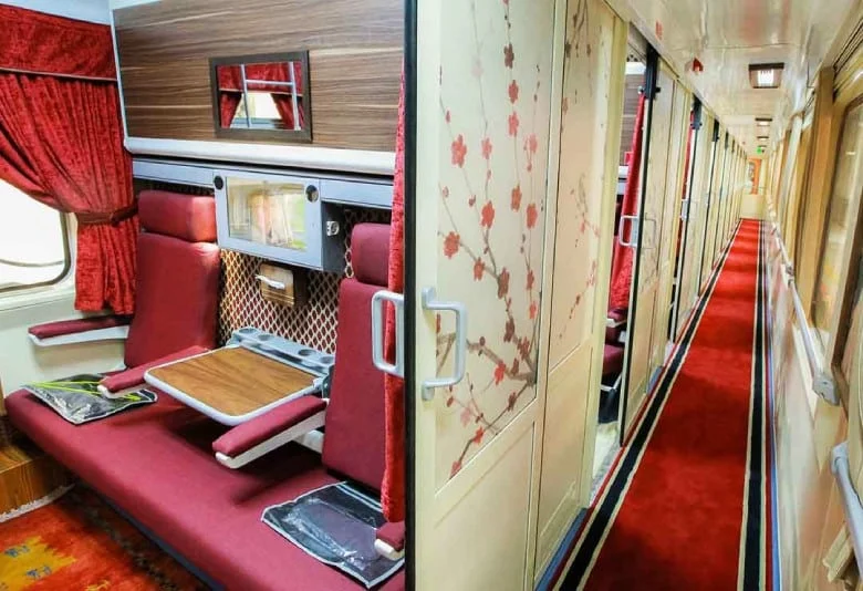 Zendeghi Train